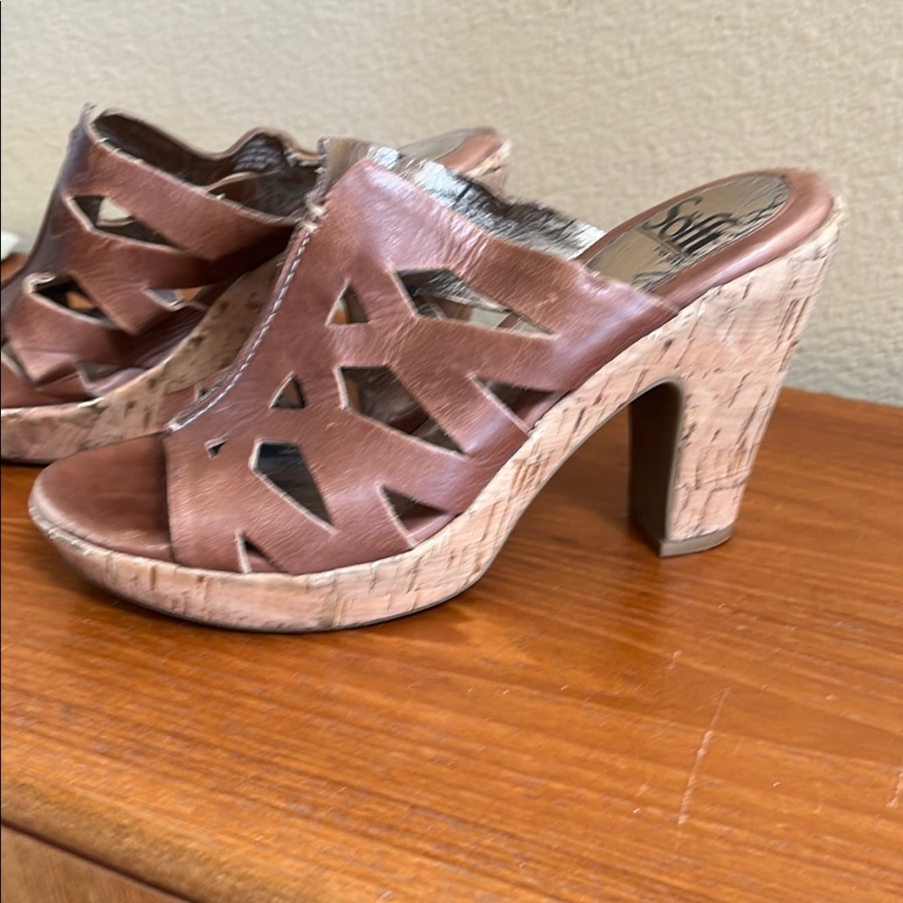 Sofft Women's Brown Heeled Sandals